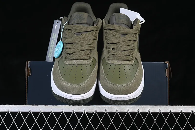All categories Nk Air Force 1 Air Force series Nk Air Force 1 Low Air Force low-top Nike Air Force 1'07 Low Air Force 1 low-top casual sneakers IB6388-200
